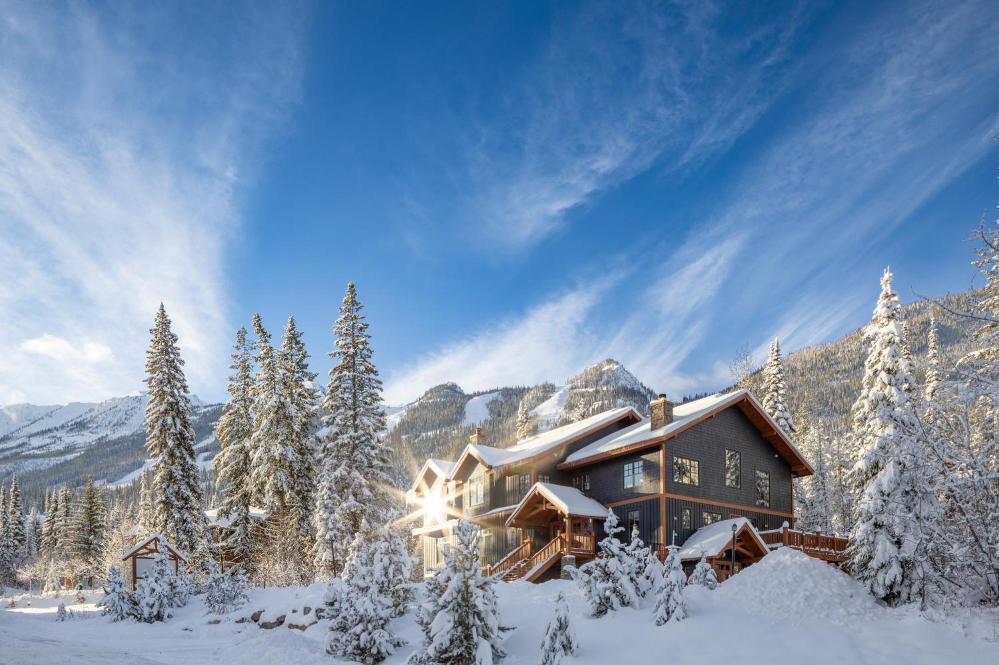 Copper Horse Lodge Golden Buitenkant foto